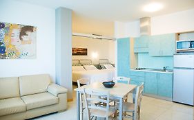 Romea Aparthotel